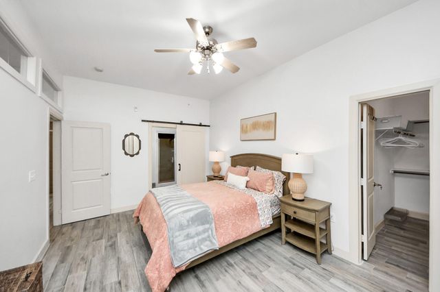 1900 Genesee Street 204, Houston, TX 77006