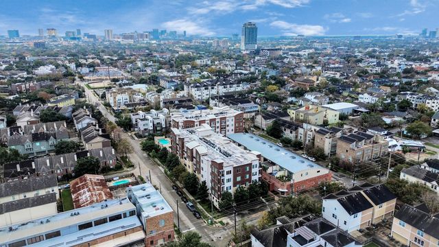 1900 Genesee Street 204, Houston, TX 77006
