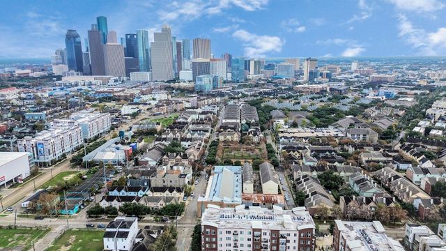 1900 Genesee Street 204, Houston, TX 77006
