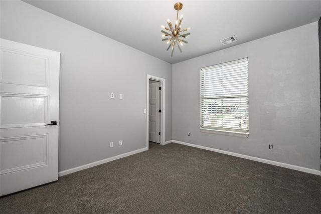 13317 NW 7th Court, Yukon, OK 73099