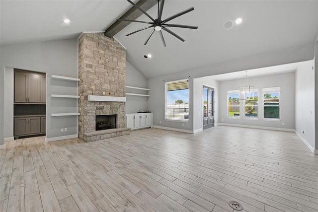 13317 NW 7th Court, Yukon, OK 73099