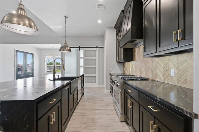 13317 NW 7th Court, Yukon, OK 73099