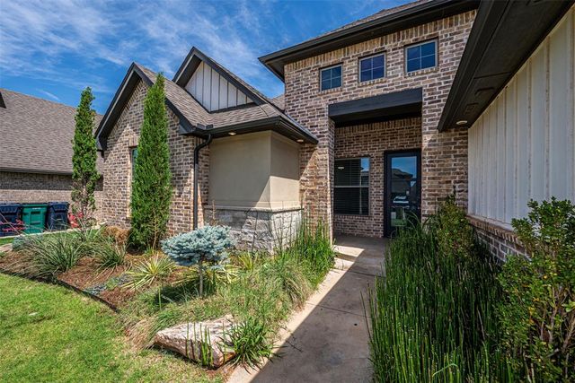 13317 NW 7th Court, Yukon, OK 73099