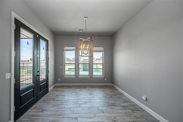 13317 NW 7th Court, Yukon, OK 73099