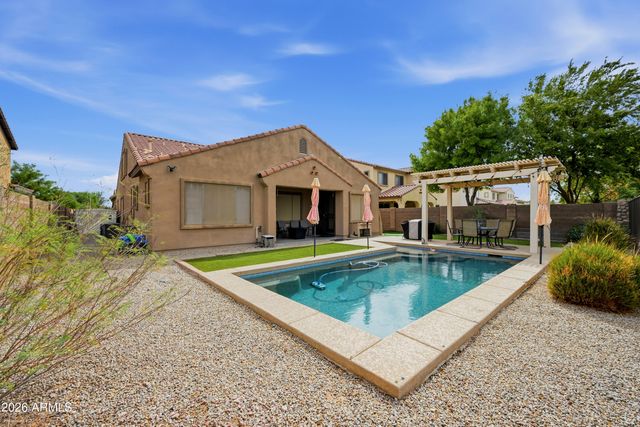 4030 S Big Horn Place Place, Chandler, AZ 85249