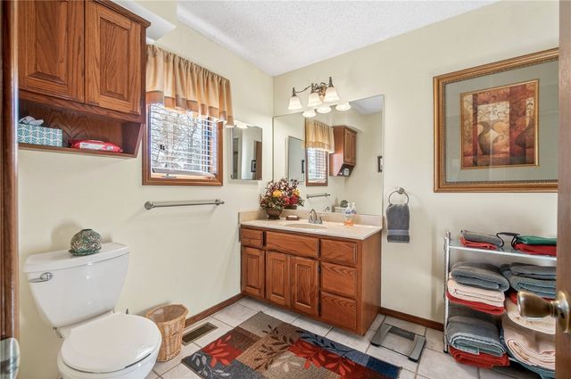 20 Eyemouth Drive, Bella Vista, AR 72715