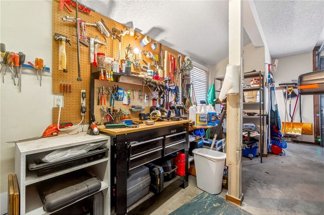 20 Eyemouth Drive, Bella Vista, AR 72715