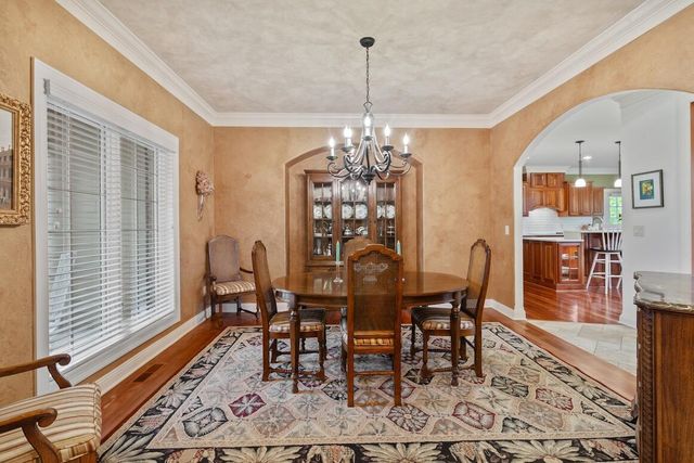 1240 Four Winds WAY, Hartland, WI 53029