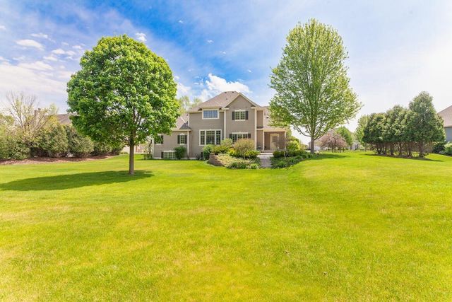 1240 Four Winds WAY, Hartland, WI 53029