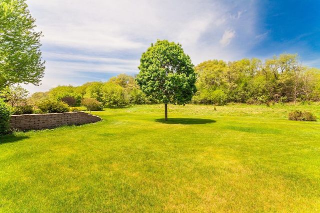 1240 Four Winds WAY, Hartland, WI 53029