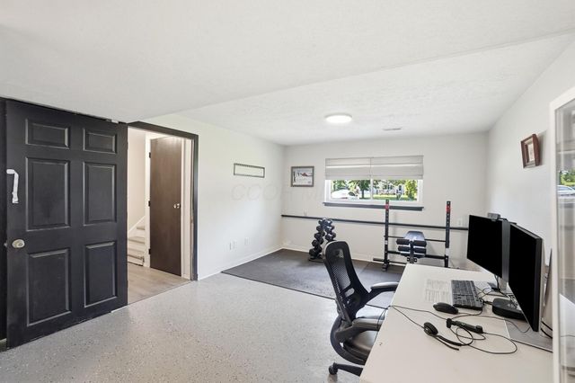 5460 Hoover Road, Grove City, OH 43123