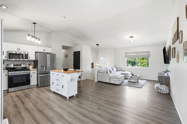 5460 Hoover Road, Grove City, OH 43123