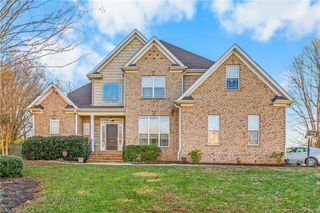 5111 Spiral Wood Drive, Clemmons, NC 27012