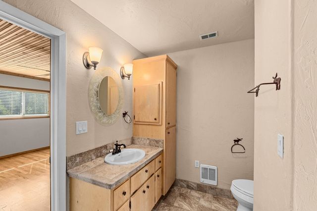 1381 Little Twin Lakes Rd, Colville, WA 99114