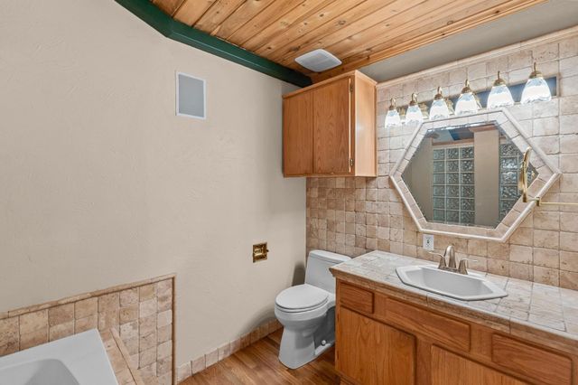 1381 Little Twin Lakes Rd, Colville, WA 99114