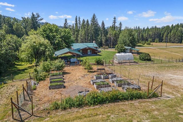 1381 Little Twin Lakes Rd, Colville, WA 99114