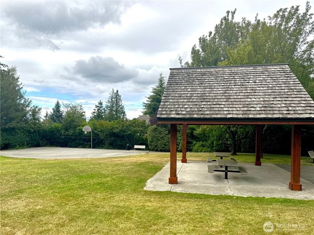 4643 152nd Place SE, Bellevue, WA 98006