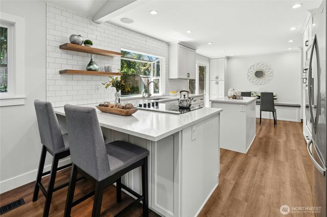 4643 152nd Place SE, Bellevue, WA 98006
