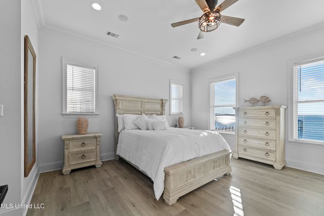 527 Sandy Hook Drive, Pass Christian, MS 39571