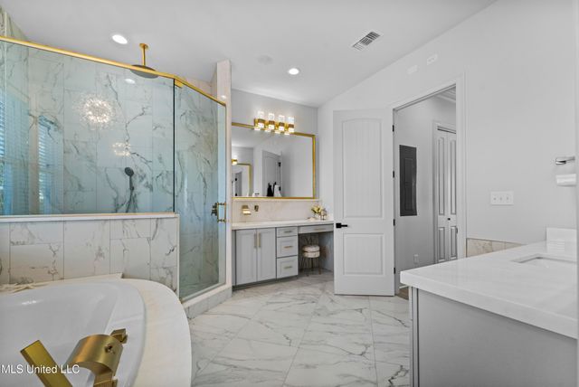 527 Sandy Hook Drive, Pass Christian, MS 39571