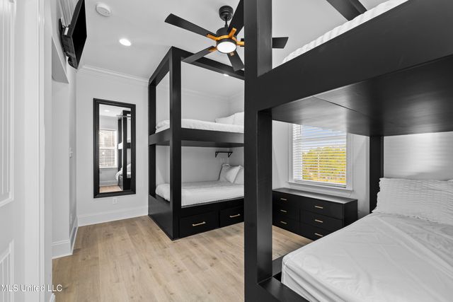 527 Sandy Hook Drive, Pass Christian, MS 39571