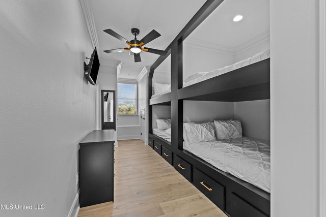 527 Sandy Hook Drive, Pass Christian, MS 39571