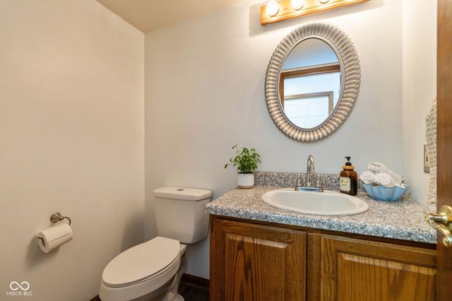 6 Marley Court, Whiteland, IN 46184