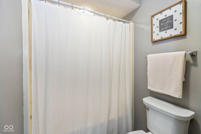 6 Marley Court, Whiteland, IN 46184