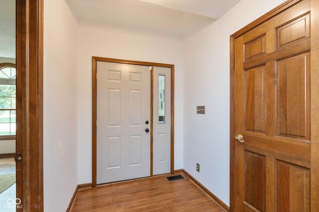 6 Marley Court, Whiteland, IN 46184