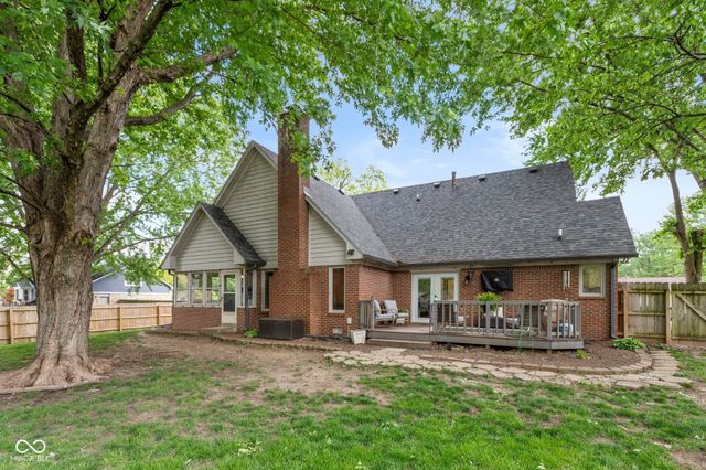 6 Marley Court, Whiteland, IN 46184