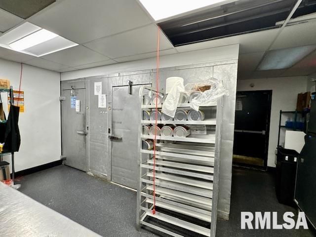 637 1ST Street, Silvis, IL 61282