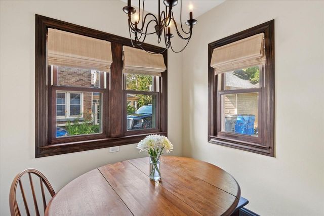 4914 N Woodburn STREET, Whitefish Bay, WI 53217