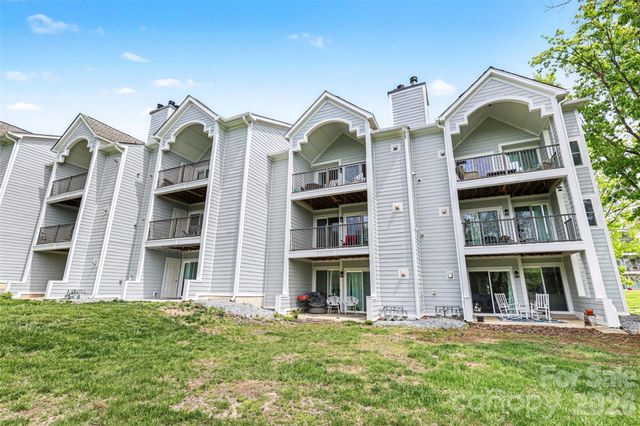 18809 Nautical Drive 302, Cornelius, NC 28031