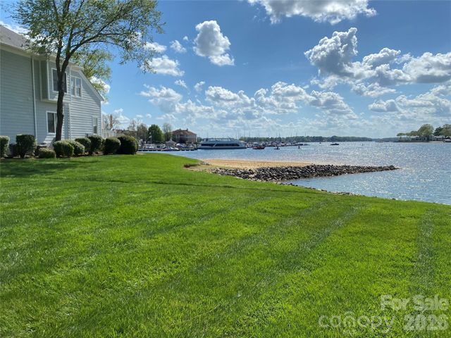 18809 Nautical Drive 302, Cornelius, NC 28031