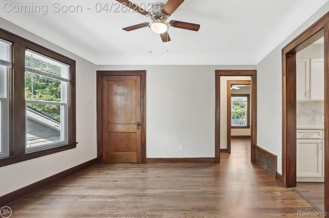 210 W Webster Street, Ferndale, MI 48220