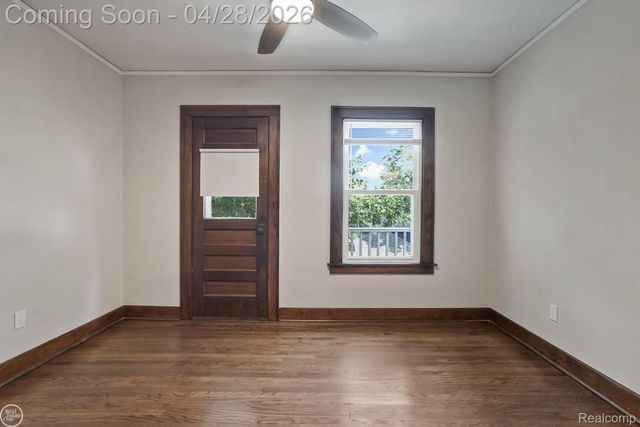 210 W Webster Street, Ferndale, MI 48220