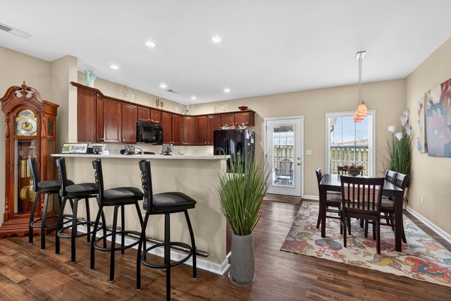 2801 Cherry Blossom Way, Lexington, KY 40511