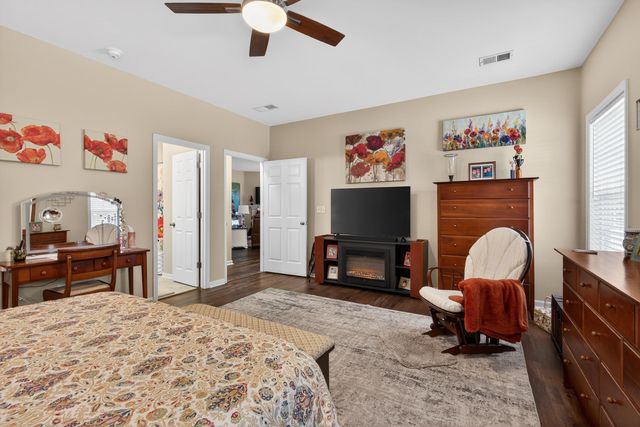 2801 Cherry Blossom Way, Lexington, KY 40511