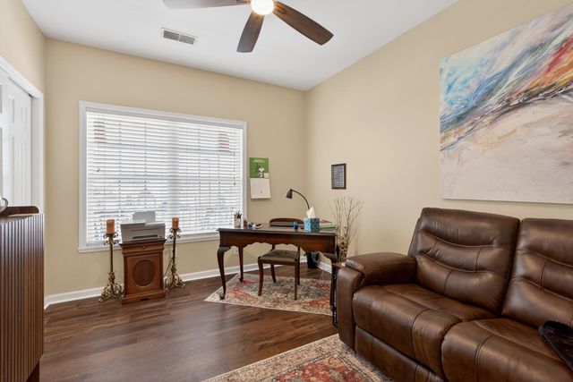 2801 Cherry Blossom Way, Lexington, KY 40511