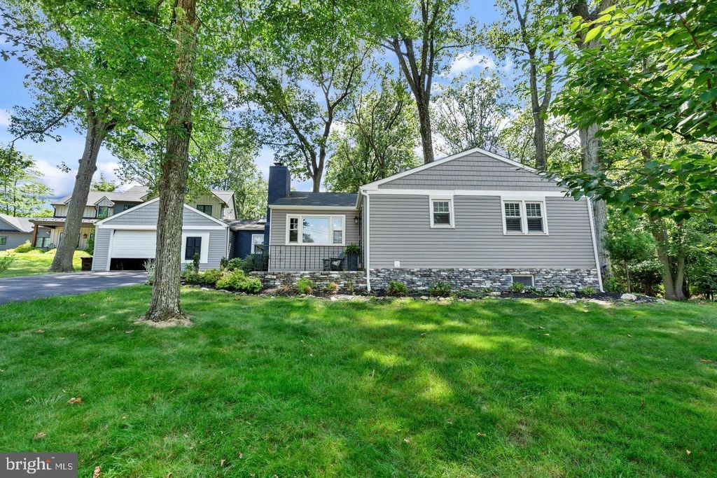 305 IRISH RD, BERWYN, PA 19312 — photo 2