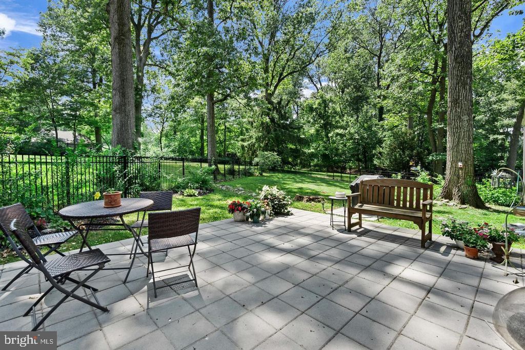 305 IRISH RD, BERWYN, PA 19312 — photo 3