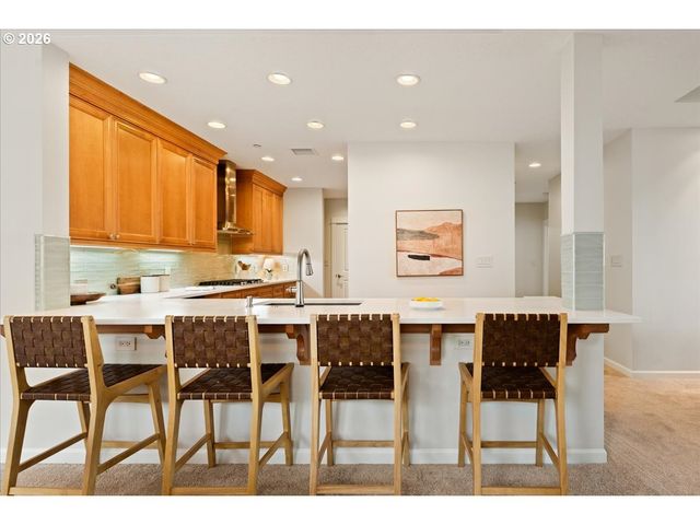 11758 Se CRESTED EAGLE Ln G5, Happy Valley, OR 97086
