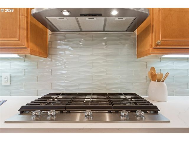 11758 Se CRESTED EAGLE Ln G5, Happy Valley, OR 97086