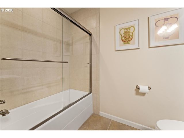 11758 Se CRESTED EAGLE Ln G5, Happy Valley, OR 97086