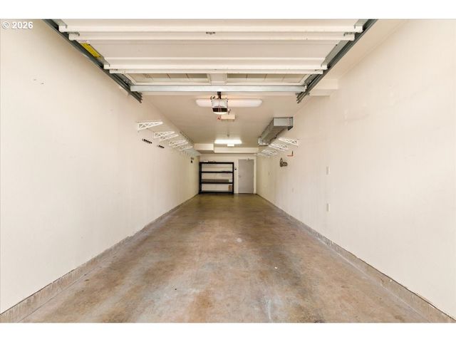 11758 Se CRESTED EAGLE Ln G5, Happy Valley, OR 97086