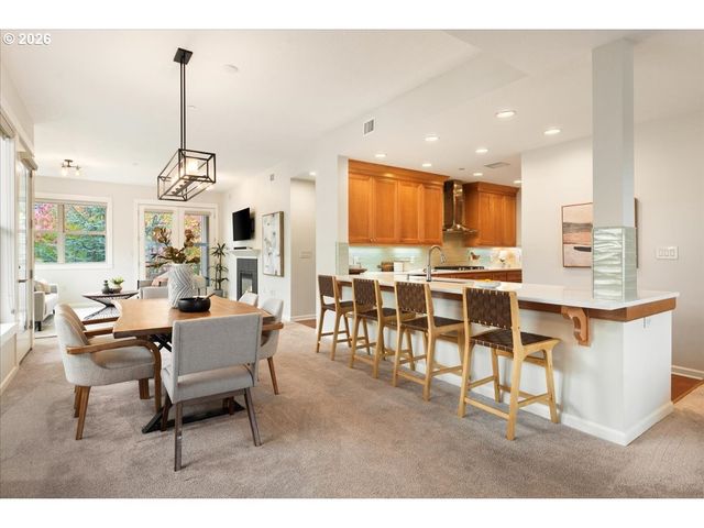 11758 Se CRESTED EAGLE Ln G5, Happy Valley, OR 97086