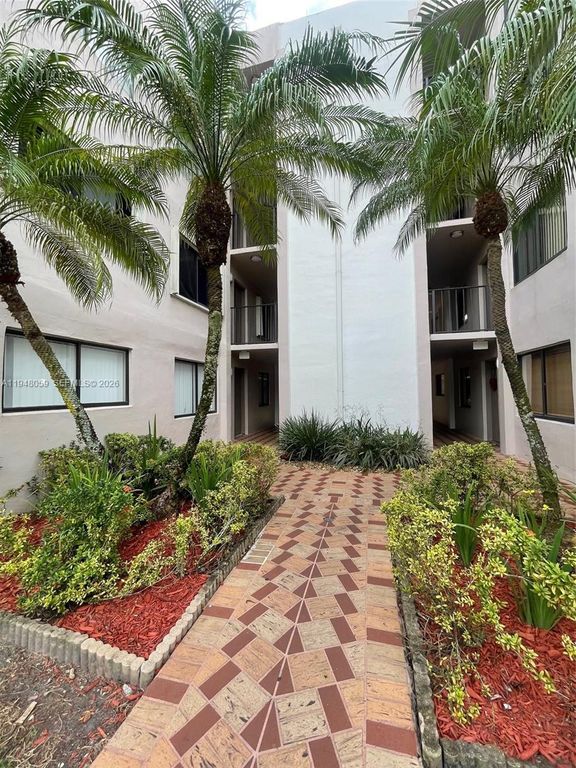 8400 SW 133rd Ave Rd 107, Miami, FL 33183