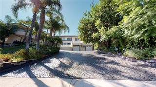 22500 N Summit Ridge, Chatsworth, CA 91311