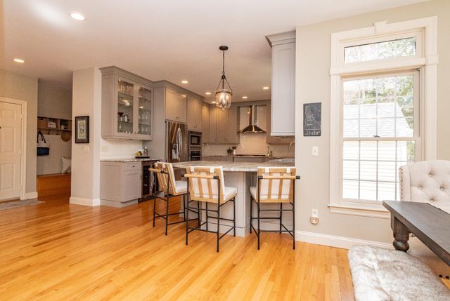 50 Newfane Road, Bedford, NH 03110