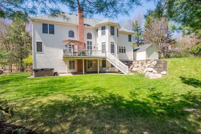 50 Newfane Road, Bedford, NH 03110
